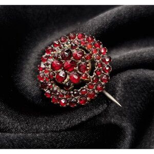 Antique Victorian Garnet Brooch With Rose-Cut Stones
